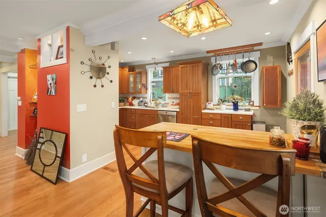 $1,385,000 | 6016 44th Avenue Southwest, Seattle, WA 98136