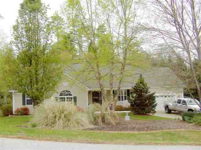 204 Sheffield Road Greer, SC 29651 - Photo 1 of 15