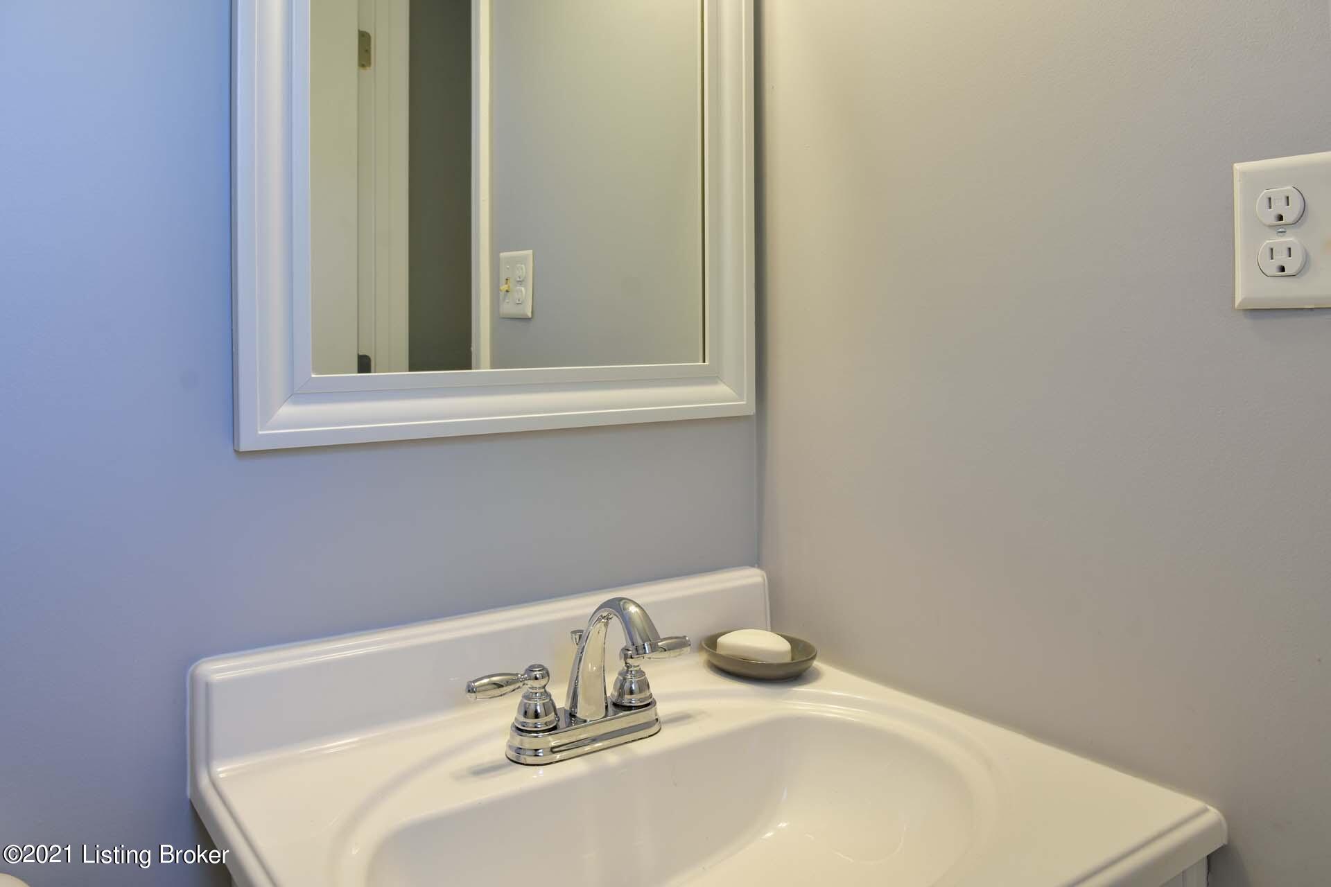 6614 El Rancho Road Louisville, KY 40291 - Photo 29 of 51 ElRancho__0026