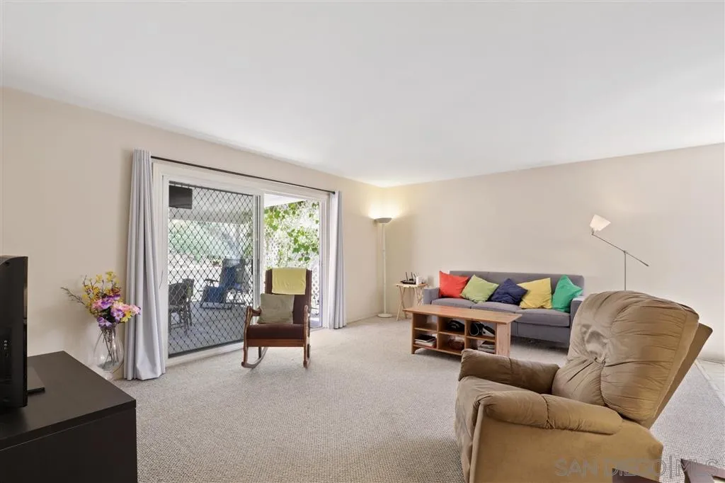 13964 Sam O Reno Road Poway, CA 92064 - Photo 4 of 21 Gallery Image 4