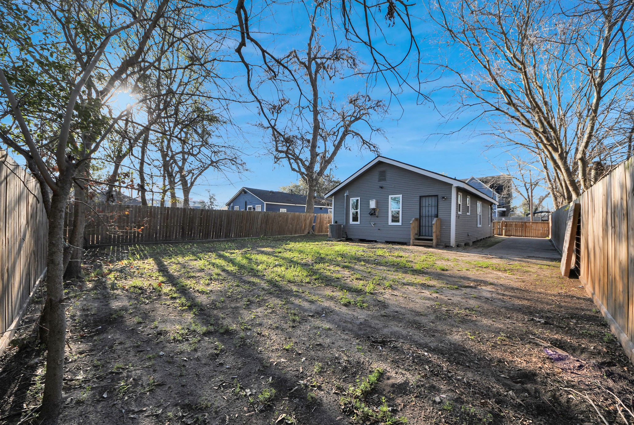 3423 Beulah Street Houston, TX 77004 - Photo 27 of 36 a house view with a outdoor space