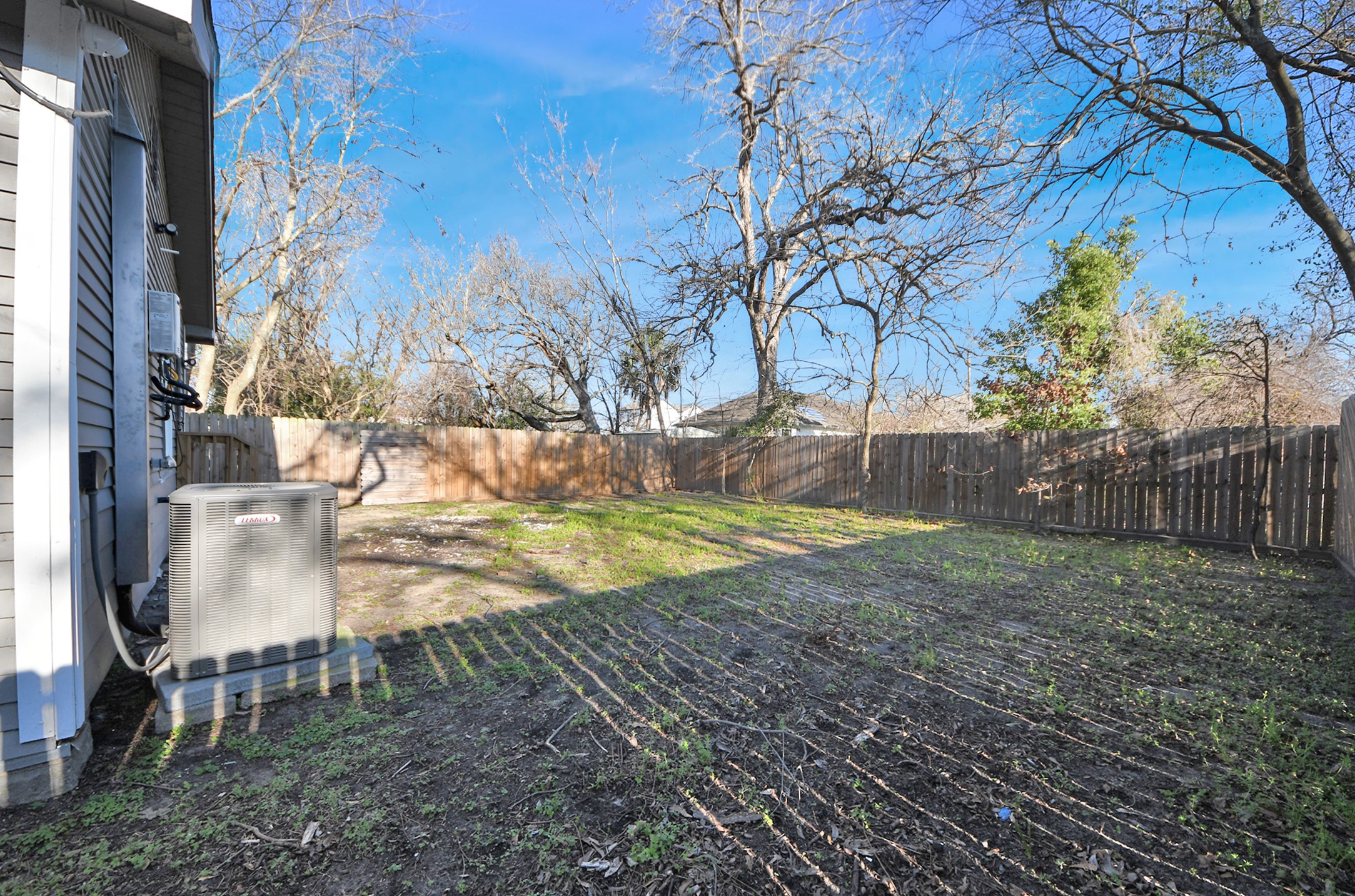 3423 Beulah Street Houston, TX 77004 - Photo 29 of 36 a view of yard with tree in the background