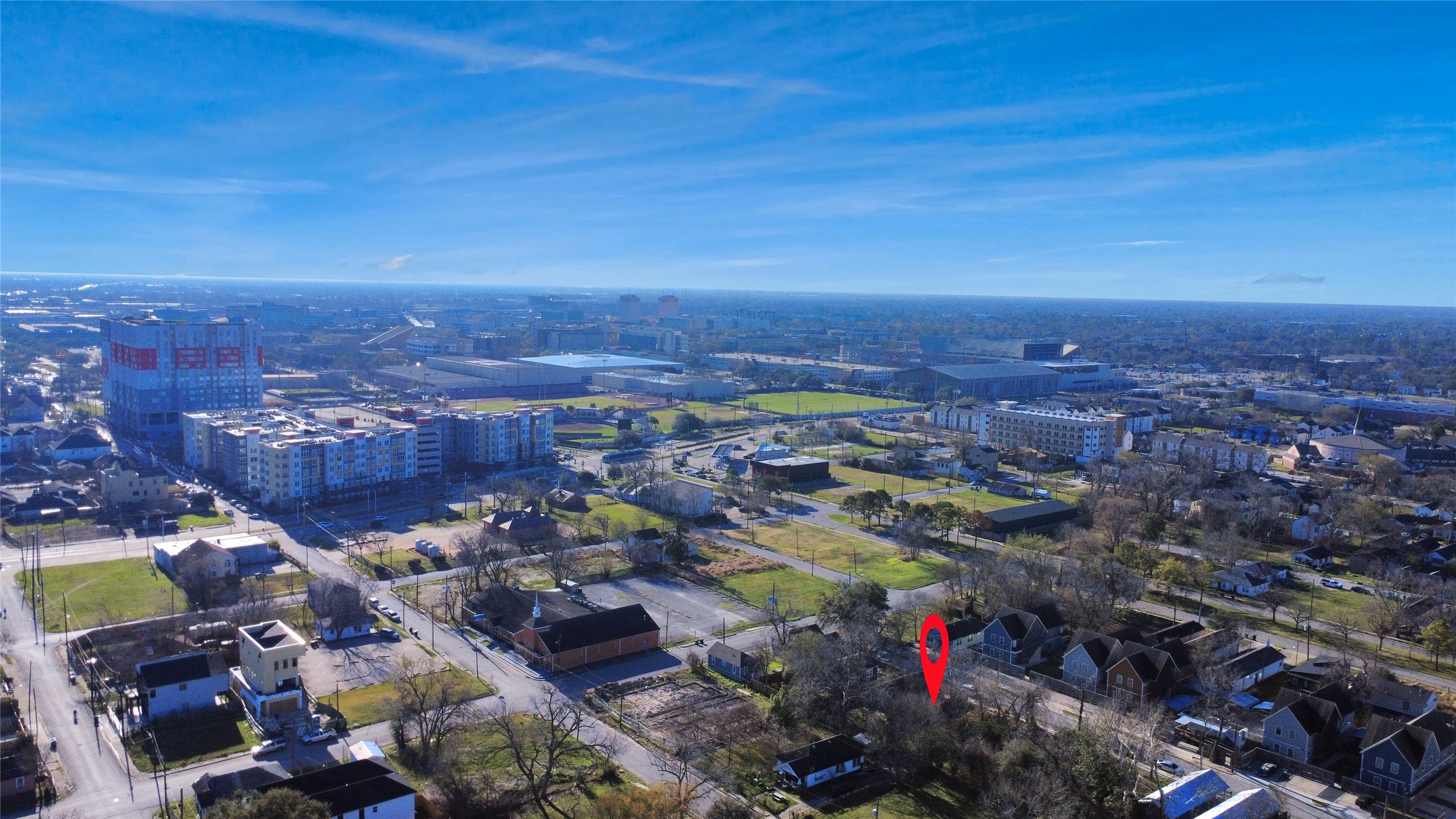 3423 Beulah Street Houston, TX 77004 - Photo 35 of 36 an aerial view of a city