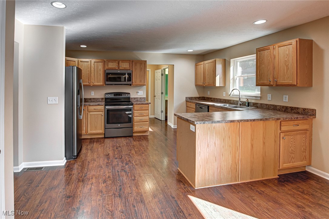 11768 Valley View Road Northfield, OH 44067 - Photo 12 of 45 Gallery Image 12
