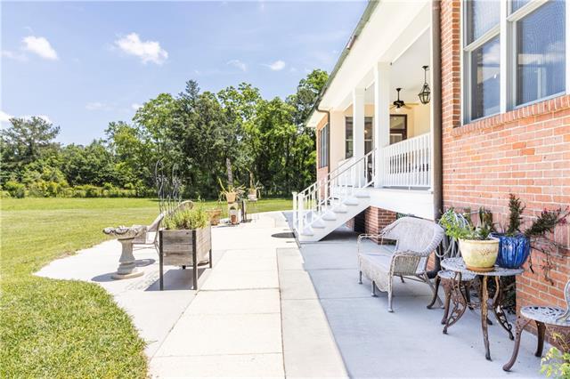 22435 Hoffman Road Mandeville, LA 70471 - Photo 36 of 55
