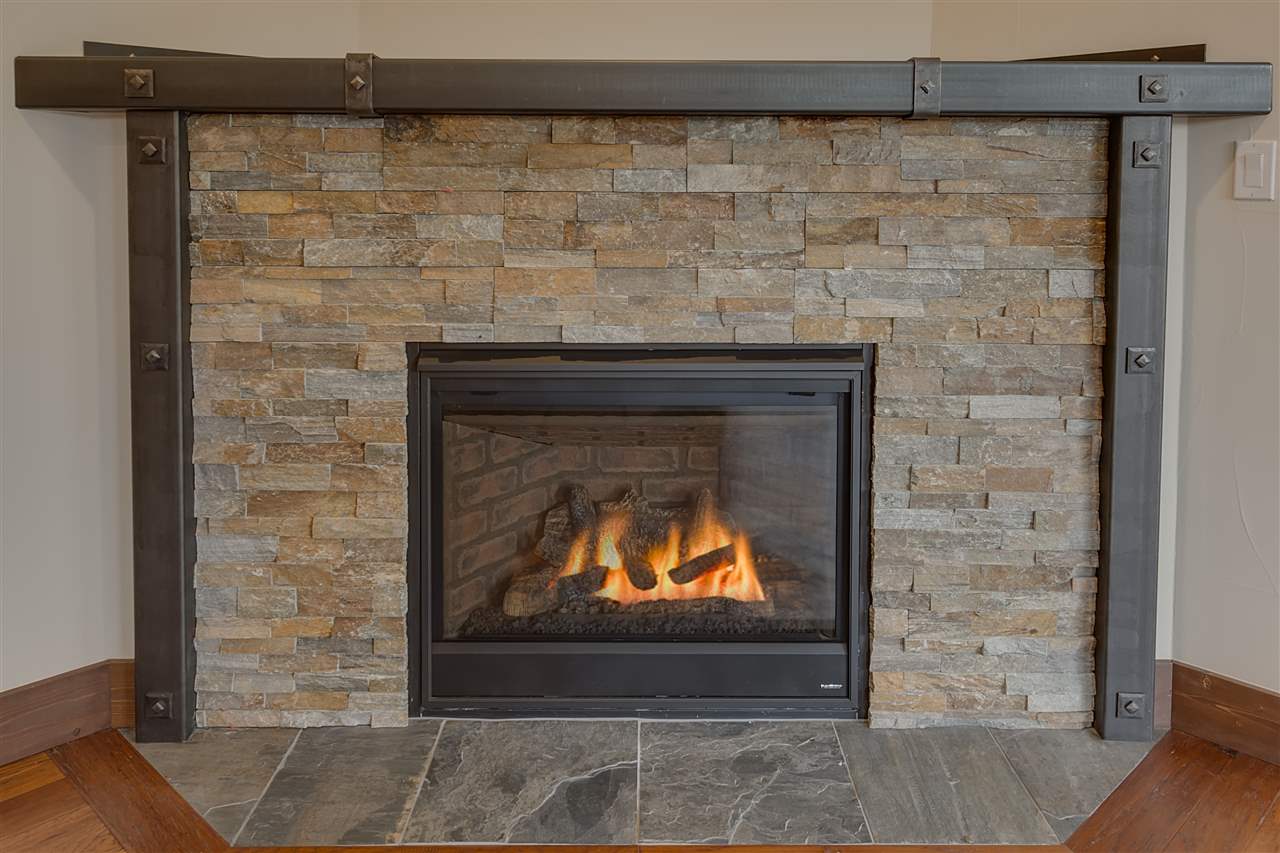 11679 McClintock Loop, Unit 1 Truckee, CA 96161 - Photo 12 of 19 a room with a fireplace