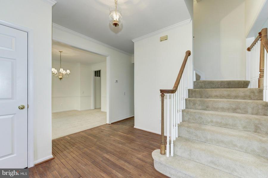 8540 Yoder Street Manassas, VA 20110 - Photo 5 of 30 Interior (General)