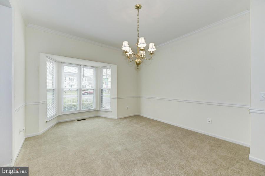 8540 Yoder Street Manassas, VA 20110 - Photo 7 of 30 Dining Room