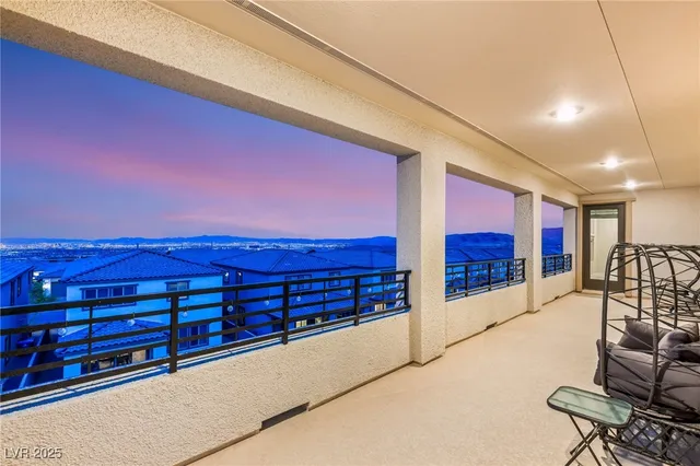 $1,950,000 | 230 Cactus Sunrise Street, Las Vegas, NV 89138