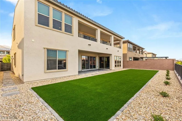 $1,950,000 | 230 Cactus Sunrise Street, Las Vegas, NV 89138