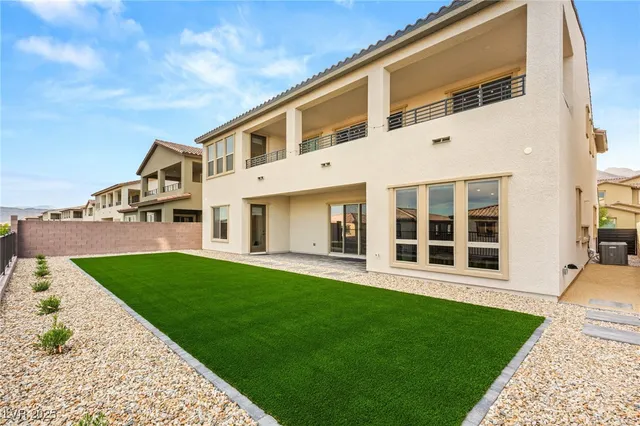 $1,950,000 | 230 Cactus Sunrise Street, Las Vegas, NV 89138