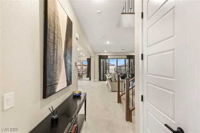 $1,950,000 | 230 Cactus Sunrise Street, Las Vegas, NV 89138