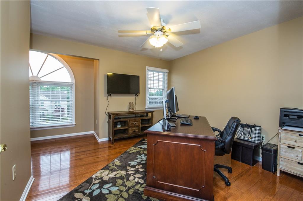 212 Constance Drive McKees Rocks, PA 15136 - Photo 16 of 24