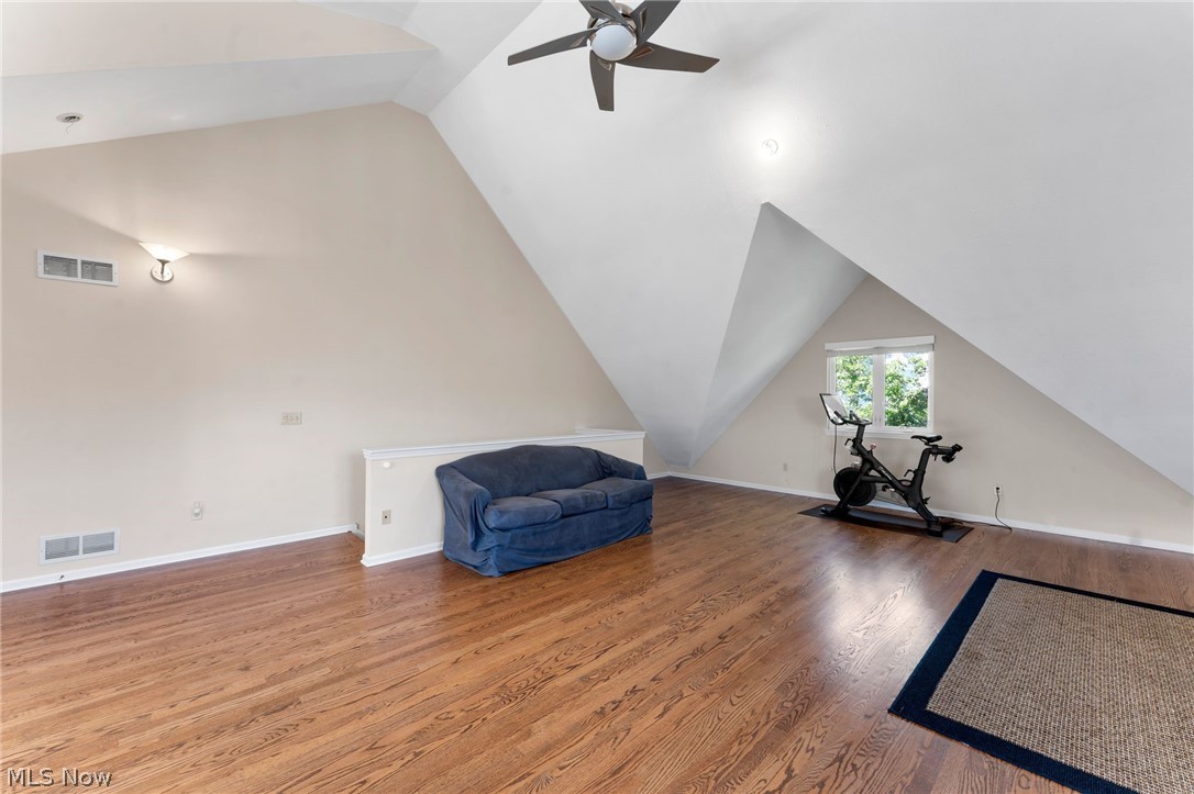 424 Literary Road Cleveland, OH 44113 - Photo 34 of 39 Gallery Image 34