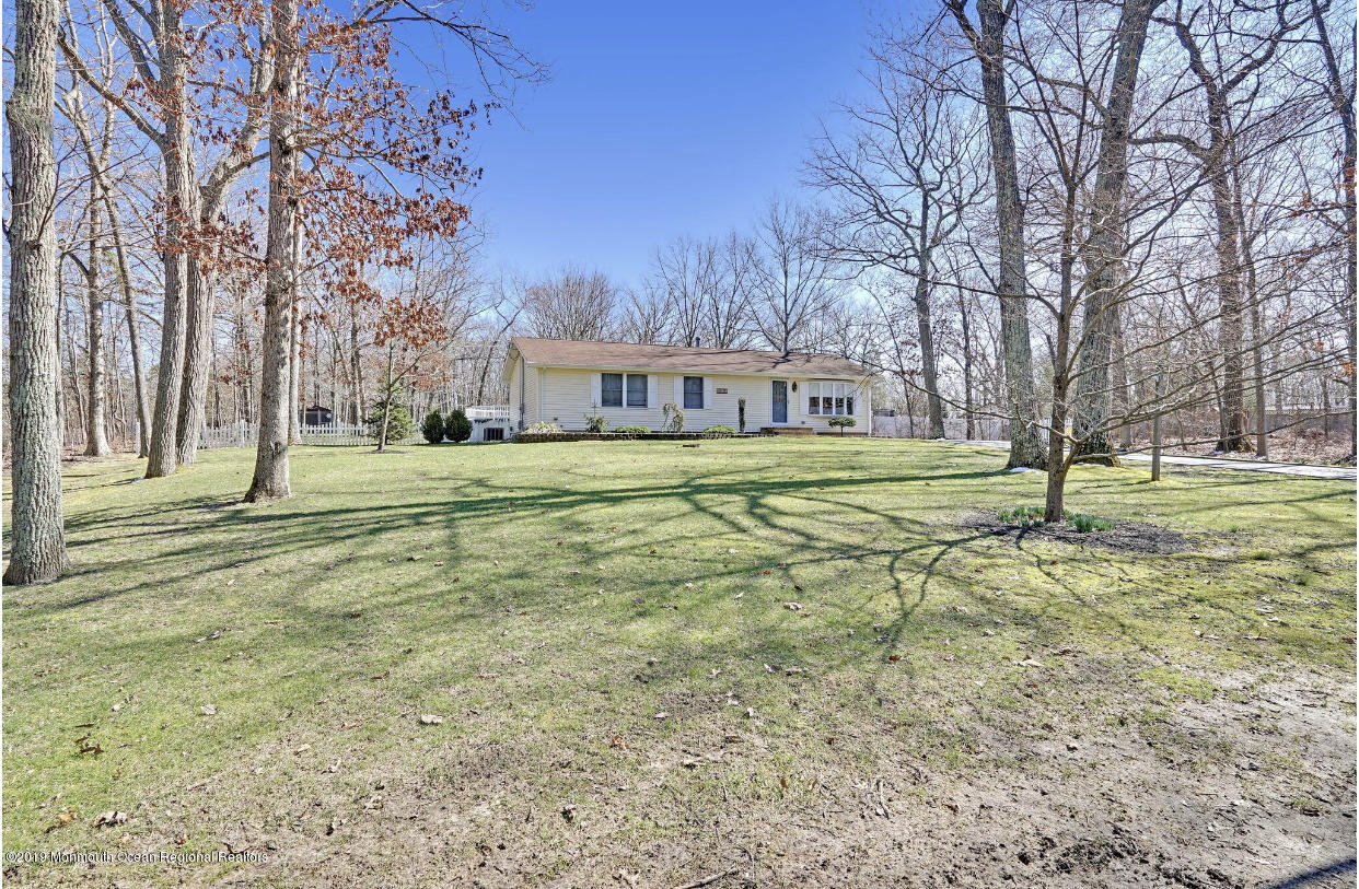 219 Jackson Pines Road Jackson, NJ 08527 - Photo 5 of 26 a house view with outdoor space