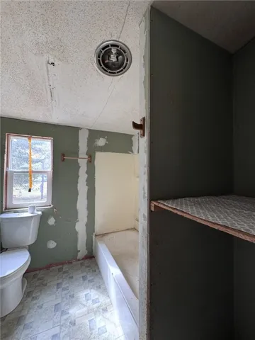 $24,900 | 808 Barnum Road, Eldred, PA 16731