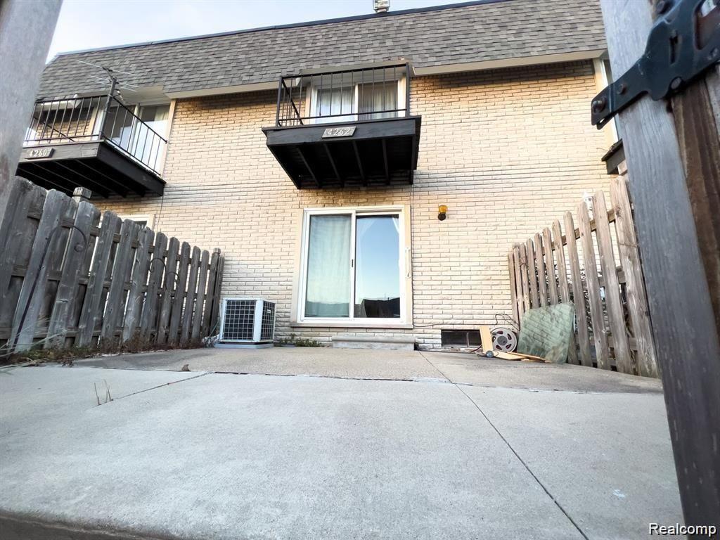 4262 15 Mile Road Sterling Heights, MI 48310 - Photo 1 of 13 GetMedia.jpg