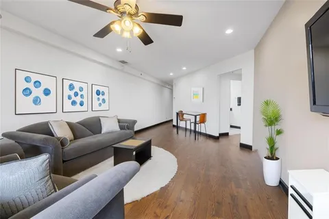 $265,000 | 1501 Clairmont Road, Unit 1027, Decatur, GA 30033