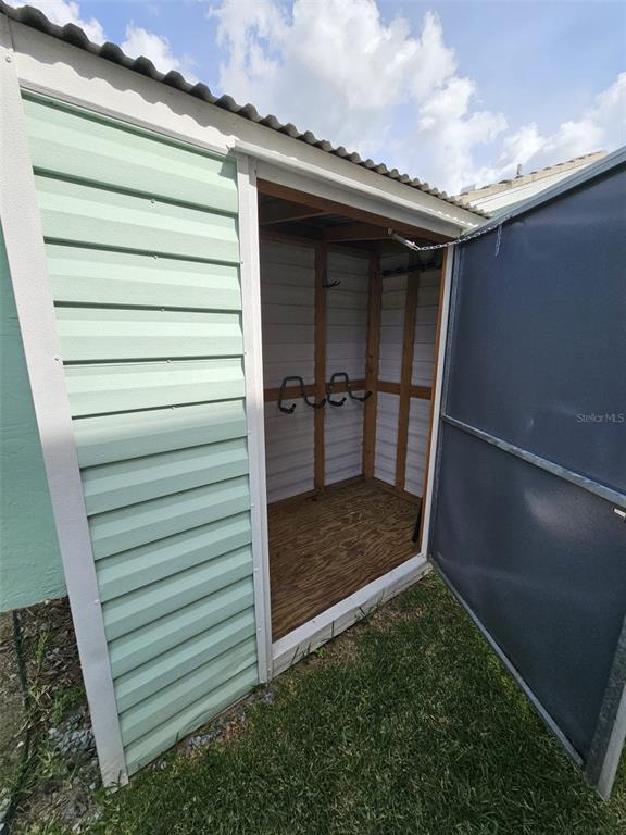 7313 Hatteras Drive Hudson, FL 34667 - Photo 31 of 33 a view of outdoor space