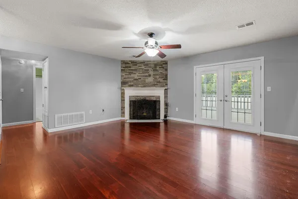 $300,000 | 147 Nicole Lane, Crestview, FL 32539