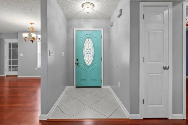 $300,000 | 147 Nicole Lane, Crestview, FL 32539