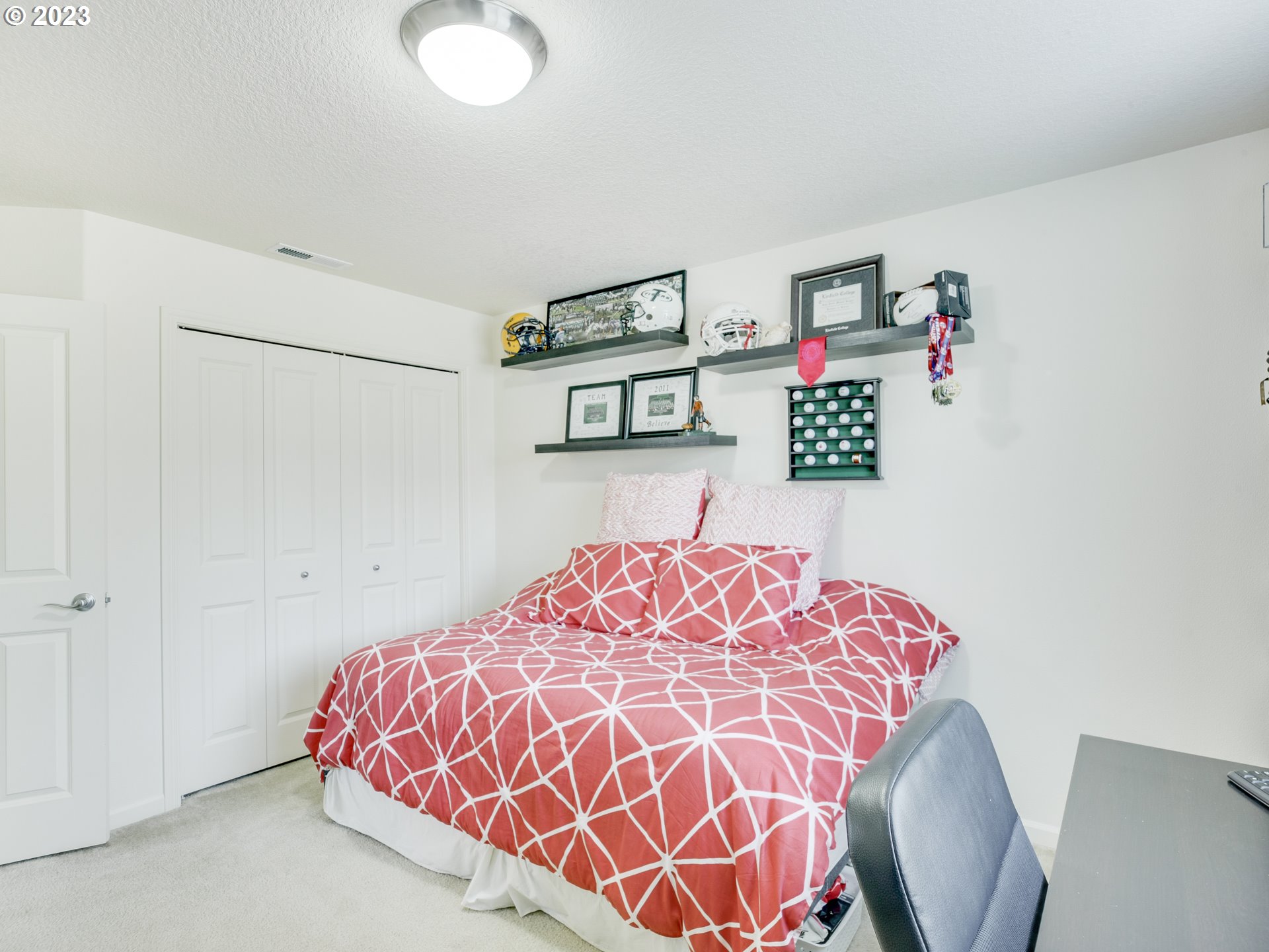 14330 Southwest Alpine Crest Way Portland, OR 97224 - Photo 28 of 45 Gallery Image 28