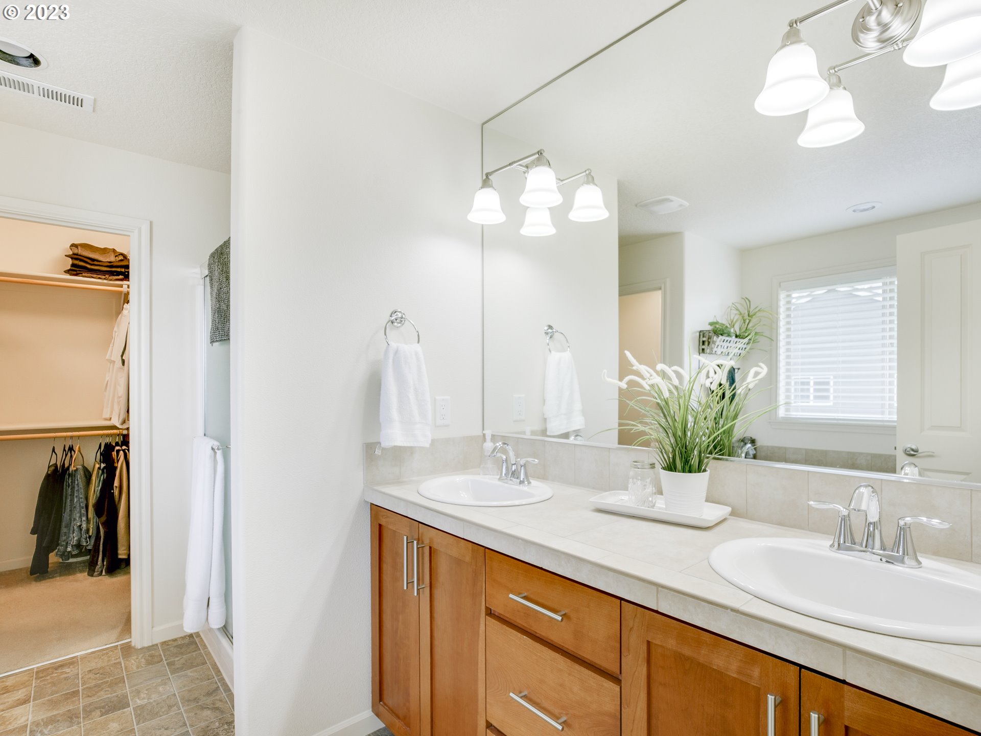 14330 Southwest Alpine Crest Way Portland, OR 97224 - Photo 36 of 45 Gallery Image 36