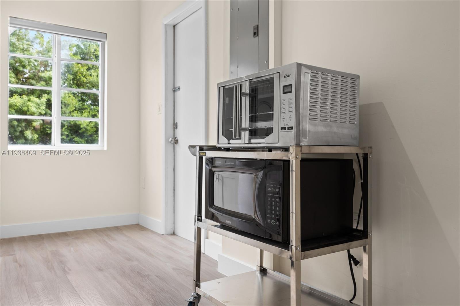 1241 14th Street, Unit 4 Miami Beach, FL 33139 - Photo 14 of 28