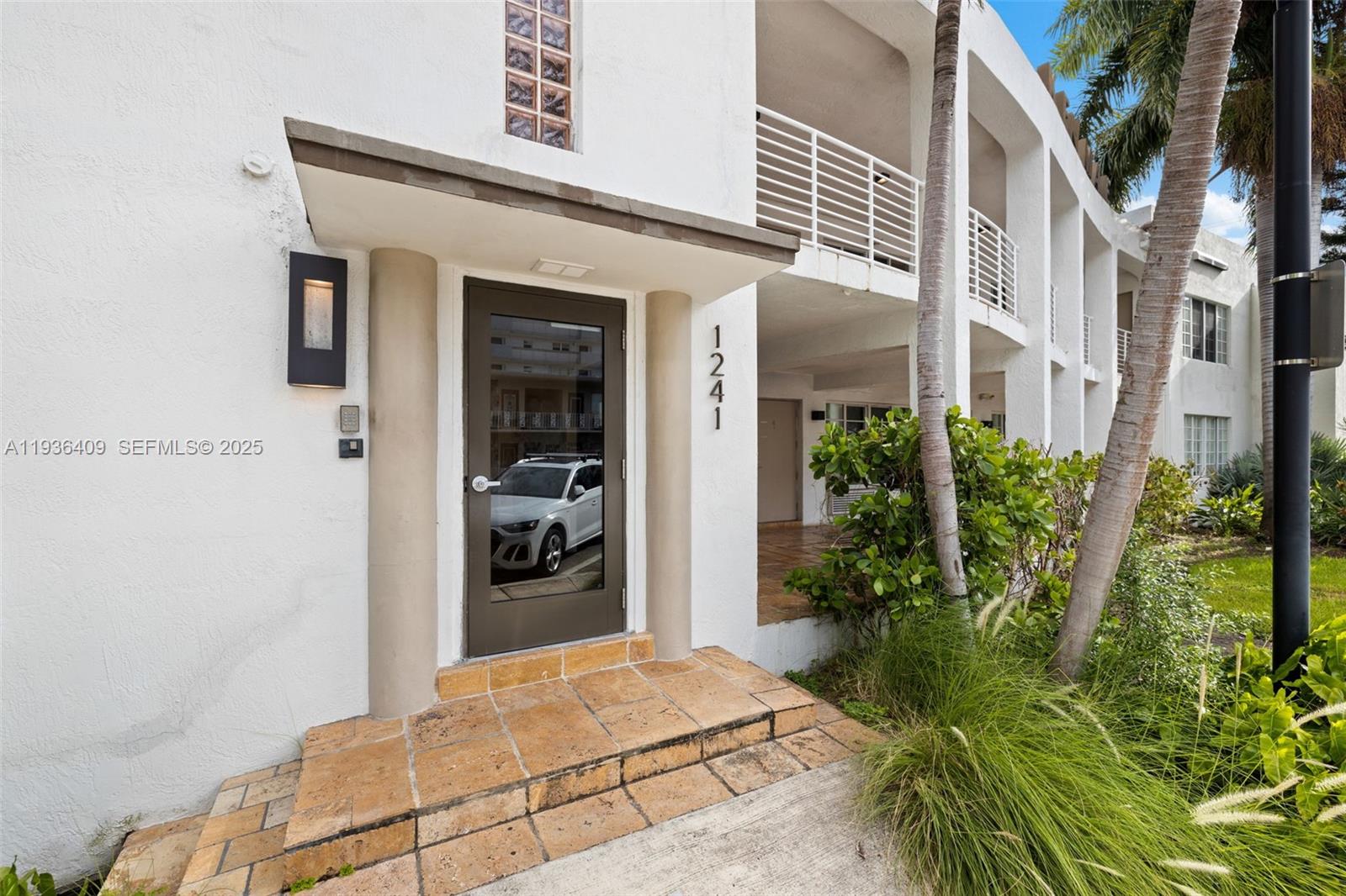 1241 14th Street, Unit 4 Miami Beach, FL 33139 - Photo 26 of 28