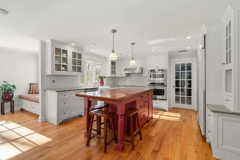 $1,499,000 | 41 Ivy Lane, Sherborn, MA 01770