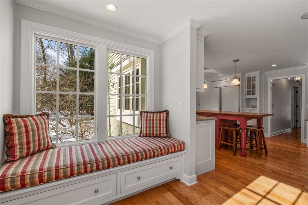 41 Ivy Lane Sherborn, MA 01770 - Photo 13 of 42