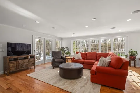 $1,499,000 | 41 Ivy Lane, Sherborn, MA 01770