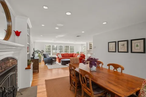 $1,499,000 | 41 Ivy Lane, Sherborn, MA 01770