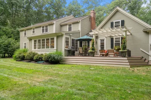 $1,499,000 | 41 Ivy Lane, Sherborn, MA 01770