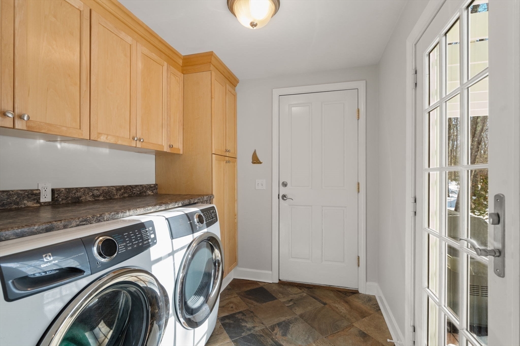 41 Ivy Lane Sherborn, MA 01770 - Photo 22 of 42