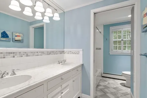 $1,499,000 | 41 Ivy Lane, Sherborn, MA 01770