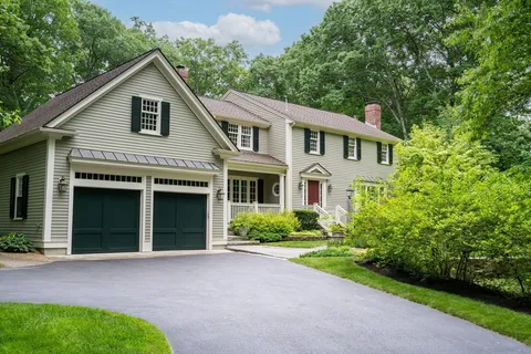 $1,499,000 | 41 Ivy Lane, Sherborn, MA 01770