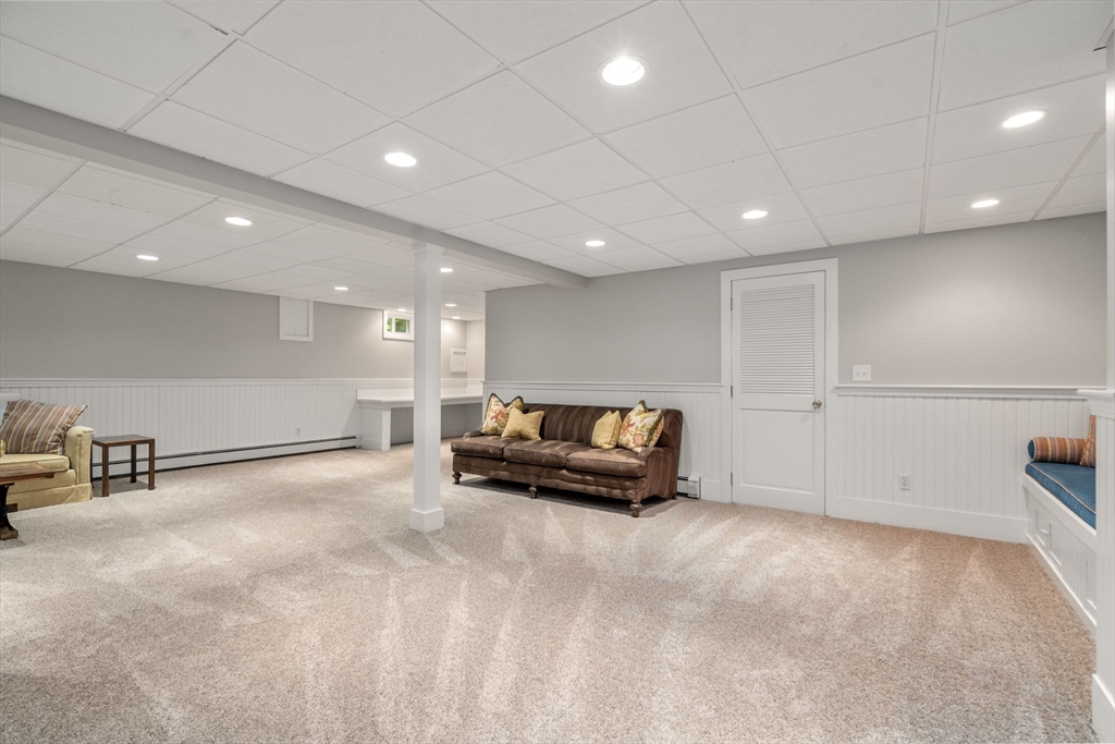 41 Ivy Lane Sherborn, MA 01770 - Photo 35 of 42