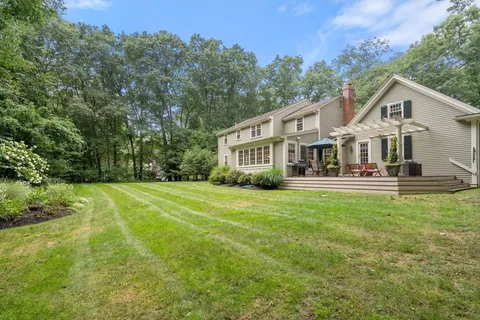 $1,499,000 | 41 Ivy Lane, Sherborn, MA 01770