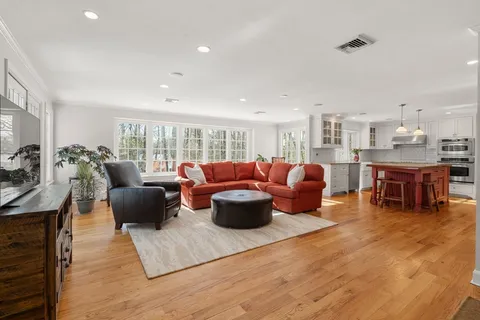 $1,499,000 | 41 Ivy Lane, Sherborn, MA 01770