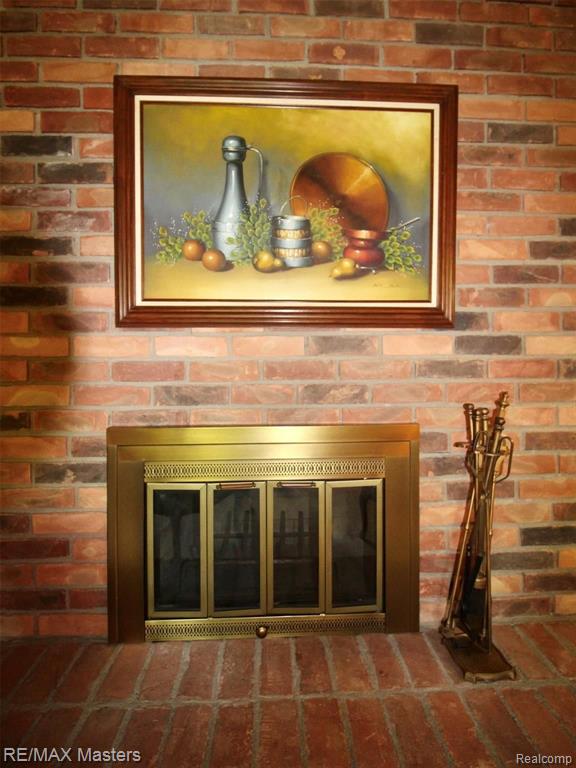 25777 Inkster Road Flat Rock, MI 48134 - Photo 9 of 52