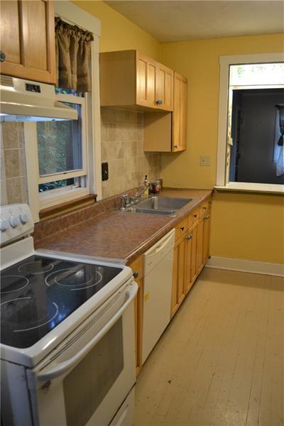 208 Bevington Road Pittsburgh, PA 15221 - Photo 11 of 25 Gallery Image 11