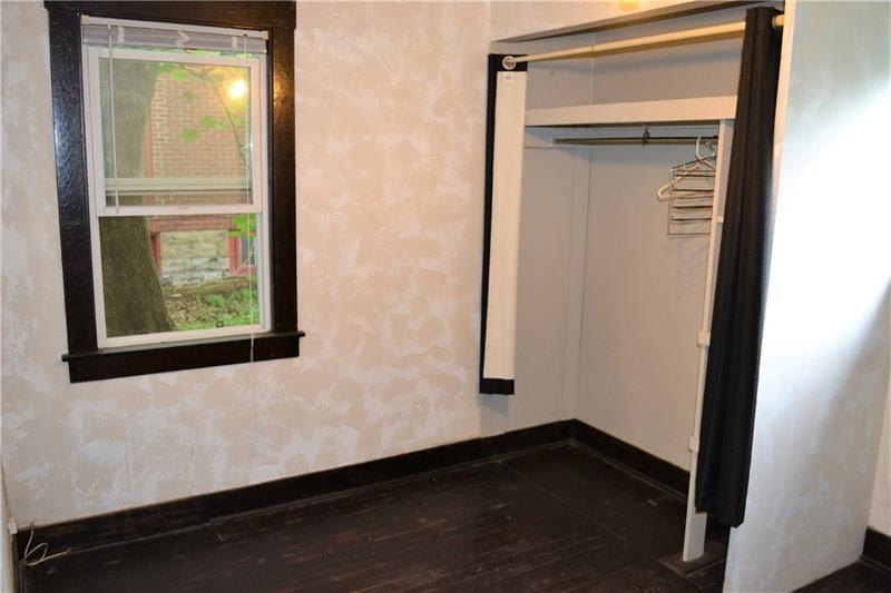 208 Bevington Road Pittsburgh, PA 15221 - Photo 18 of 25 Gallery Image 18