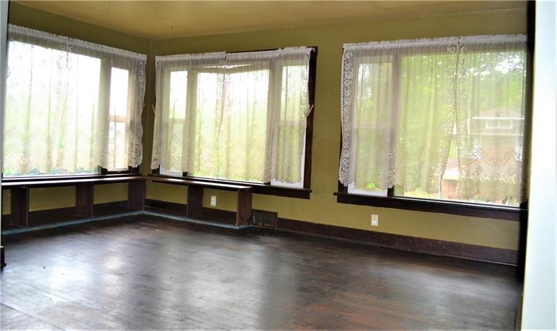 208 Bevington Road Pittsburgh, PA 15221 - Photo 4 of 25 Gallery Image 4