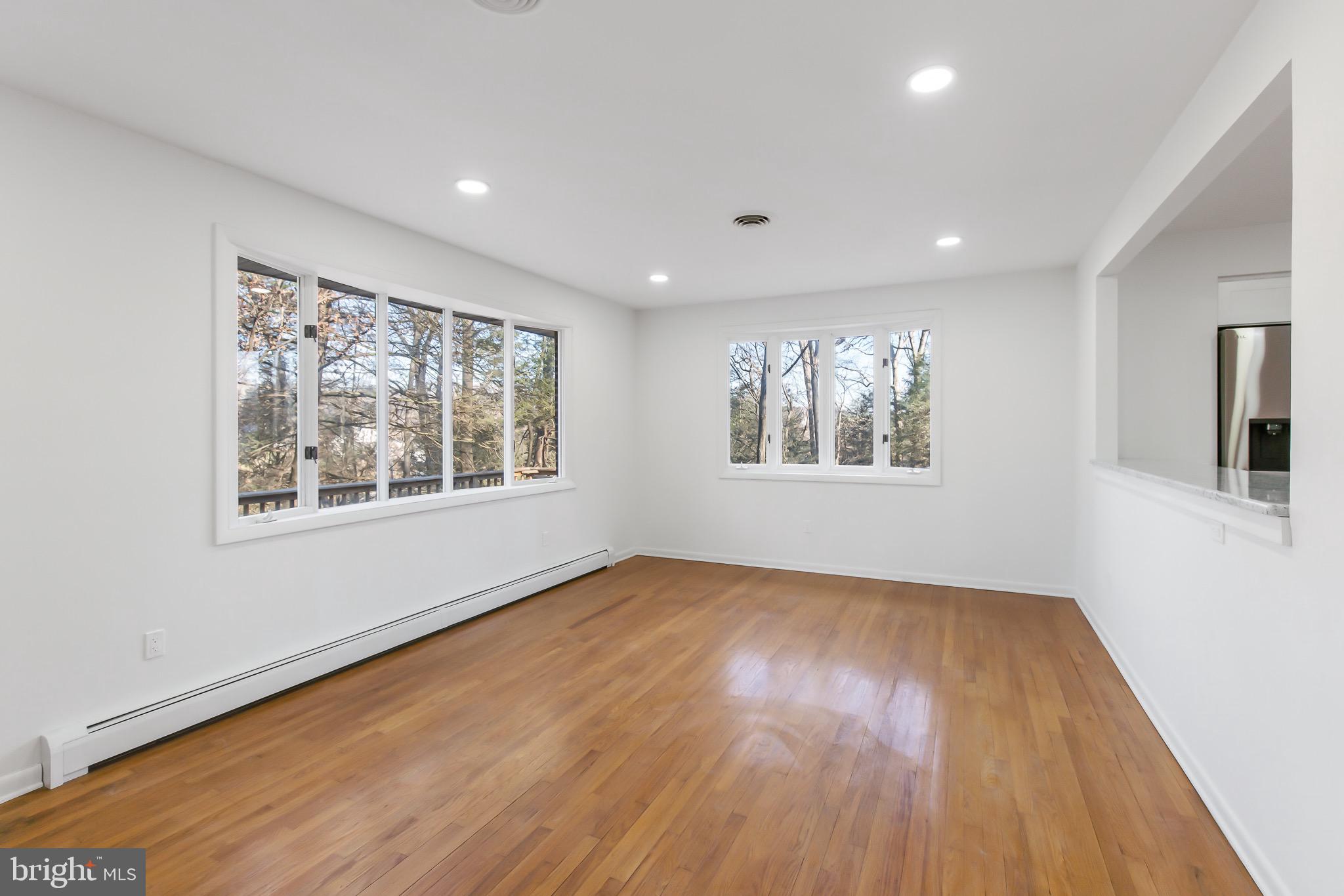 10 Schoolhouse Road Kirkwood, PA 17536 - Photo 8 of 38 Living Room View 3