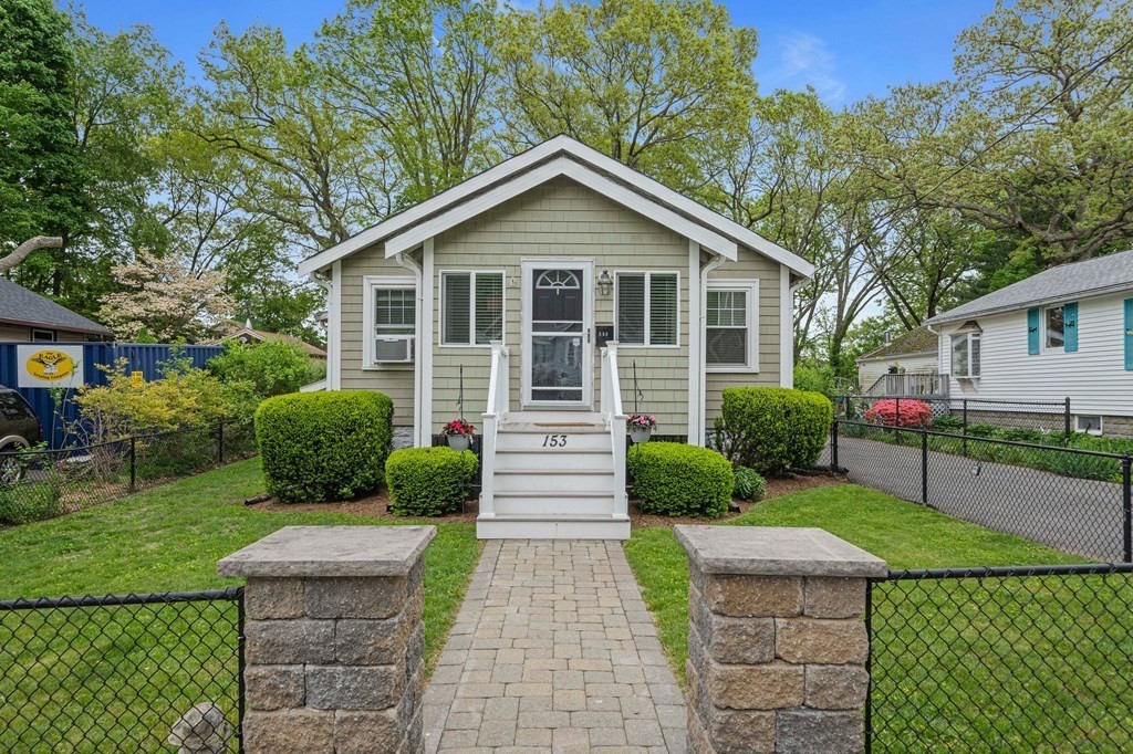 153 Edgehill Road Braintree, MA 02184 - Photo 1 of 41