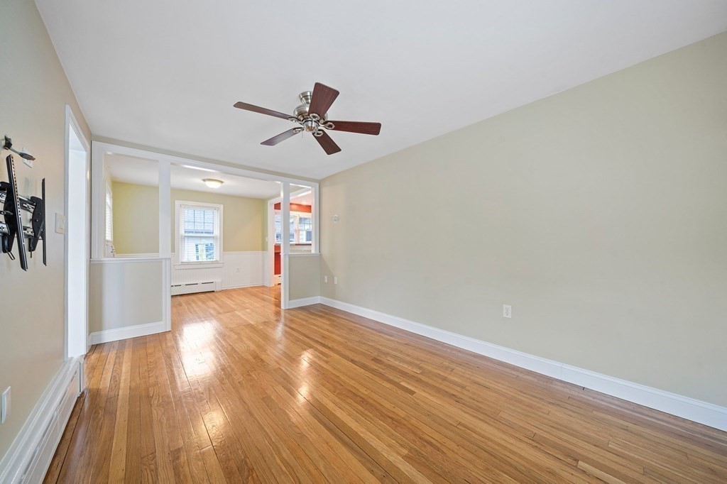153 Edgehill Road Braintree, MA 02184 - Photo 13 of 41