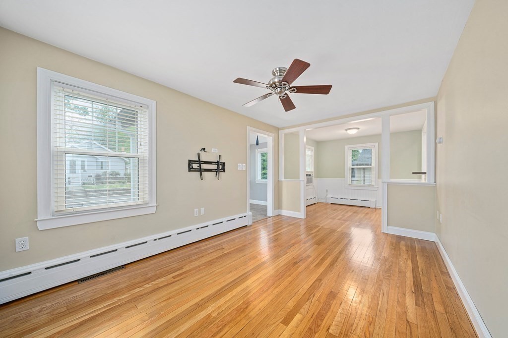 153 Edgehill Road Braintree, MA 02184 - Photo 14 of 41