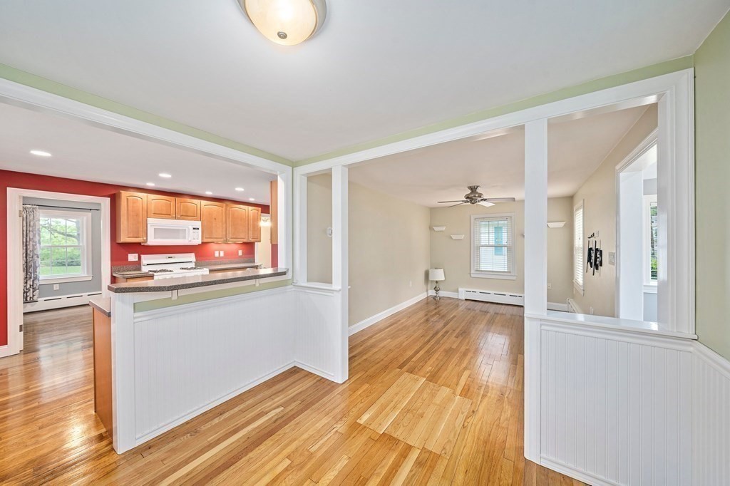 153 Edgehill Road Braintree, MA 02184 - Photo 8 of 41