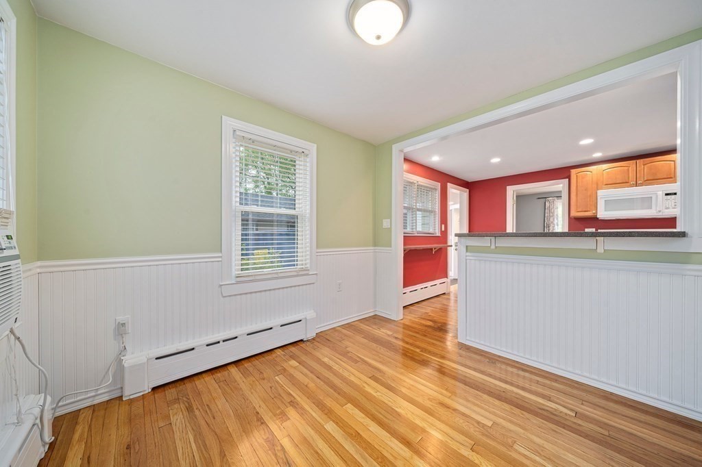 153 Edgehill Road Braintree, MA 02184 - Photo 10 of 41
